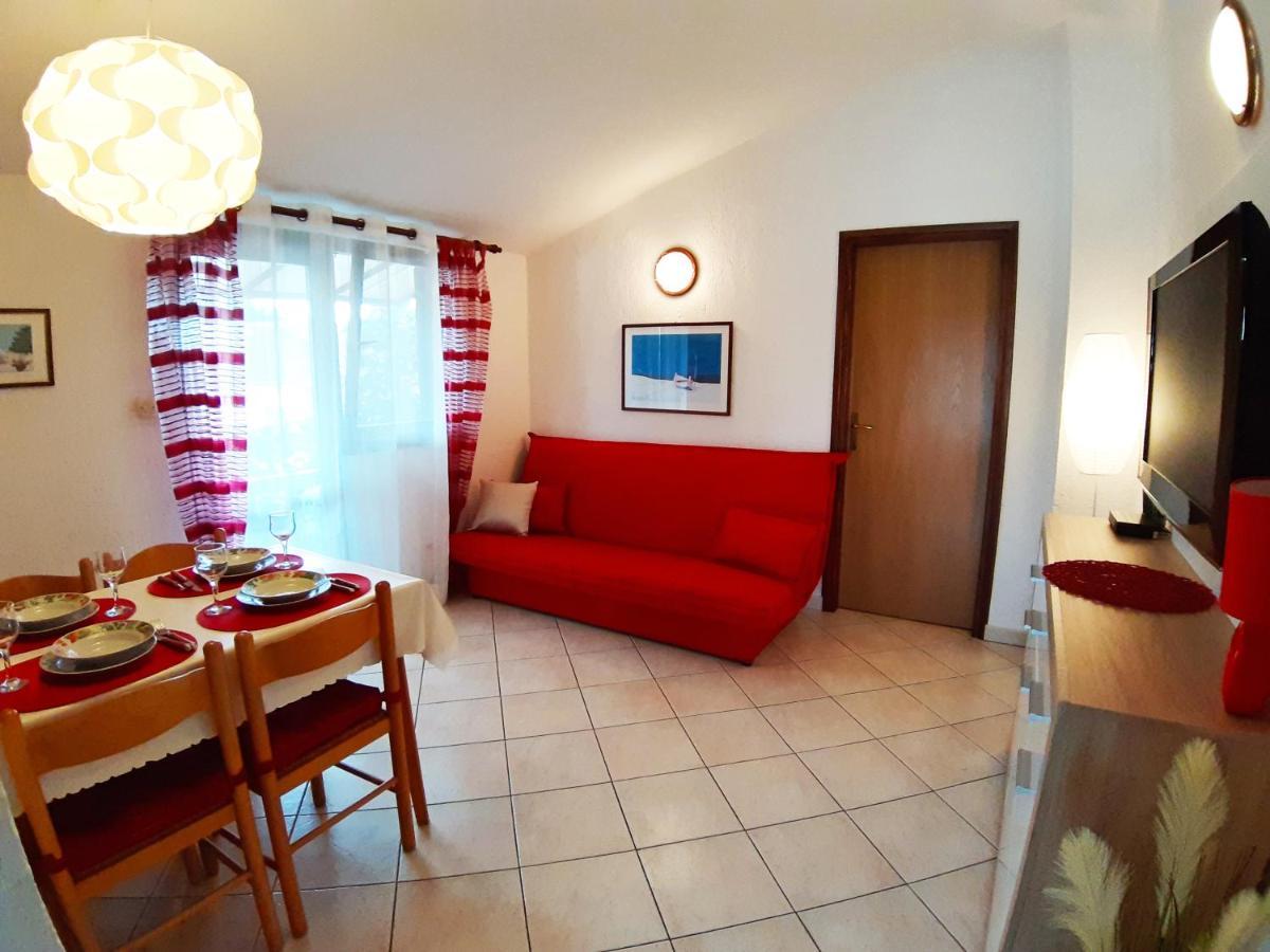 Zrinka 793 Poreč